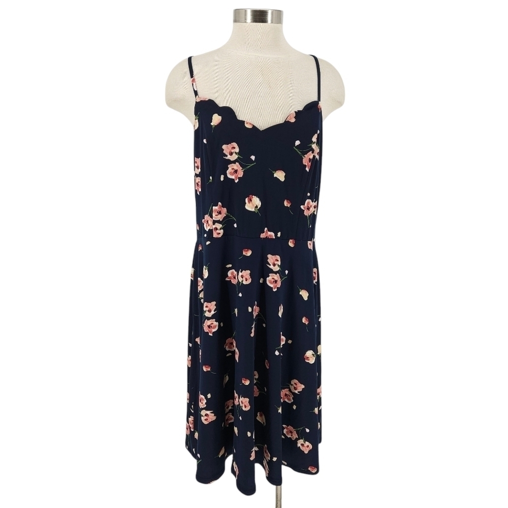 The General Good Sonya Fit Flare Dress Navy Blue Floral Scalloped VNeck Knit 1X